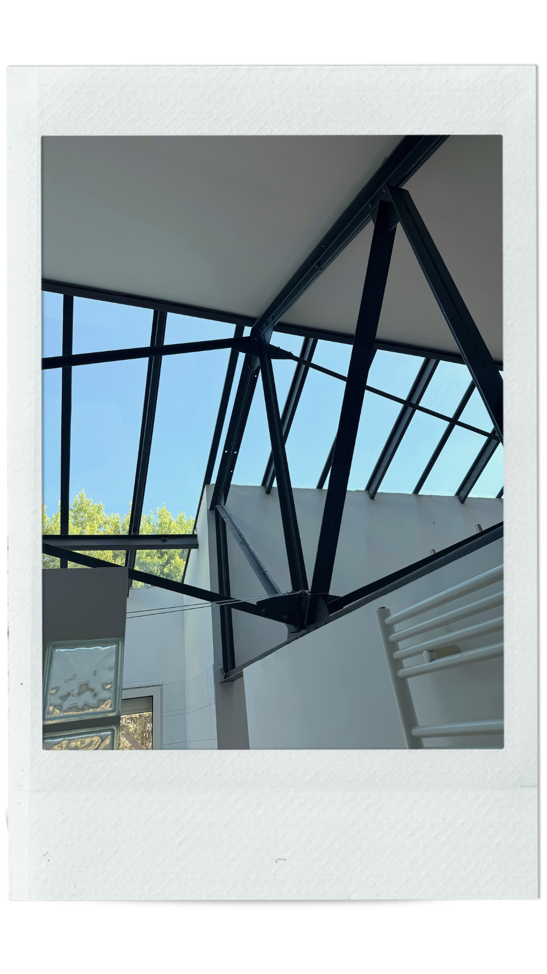 atelier-eleven-projet-abeille-verriere-toiture-acier-loft-lyon-5